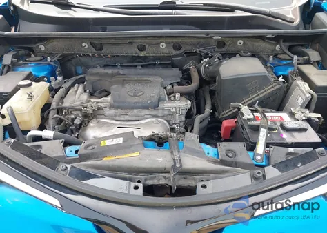 2018 Toyota Rav4 Xle from USA, damaged, VIN JTMWFREV5JJ181366